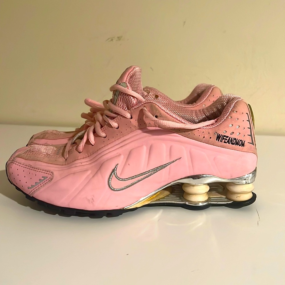 Nike shox Nike ID personalized pink sneakers US 7.5